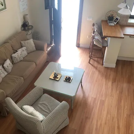 Exclusive Views 龙达